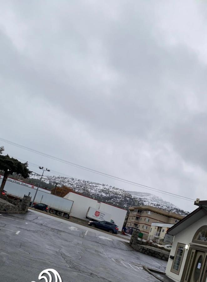 Super 8 By Wyndham Penticton Μοτέλ Εξωτερικό φωτογραφία