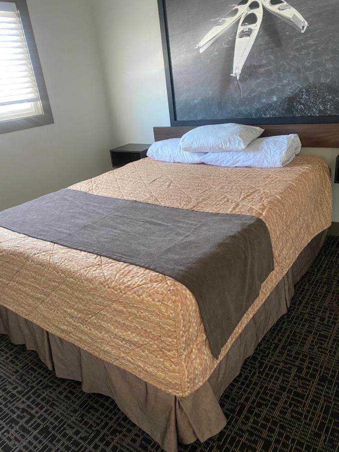 Super 8 By Wyndham Penticton Μοτέλ Εξωτερικό φωτογραφία