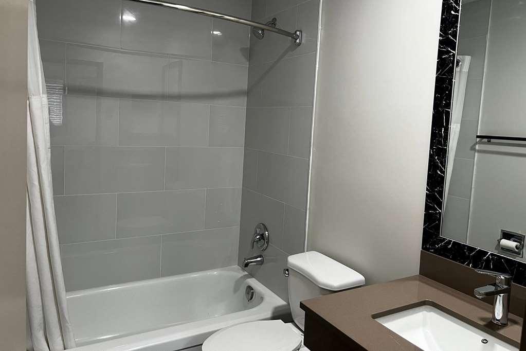 Super 8 By Wyndham Penticton Μοτέλ Εξωτερικό φωτογραφία